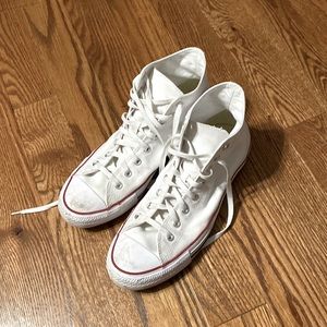 White classic Coverse All Star size 12